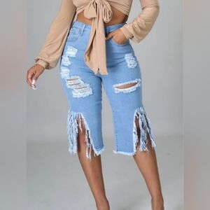 Distressed and Shredded High Waist Denim Capris NWOT